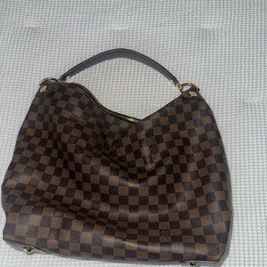 Louis Vuitton carry all shoulder bag
